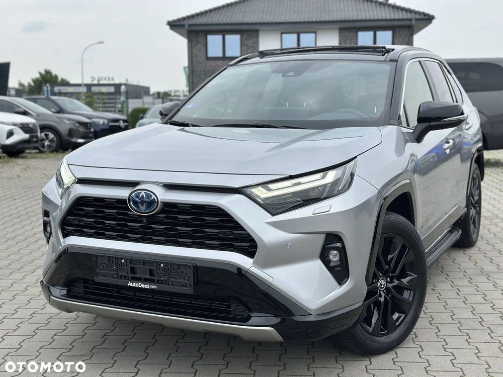 Toyota RAV4 - 1