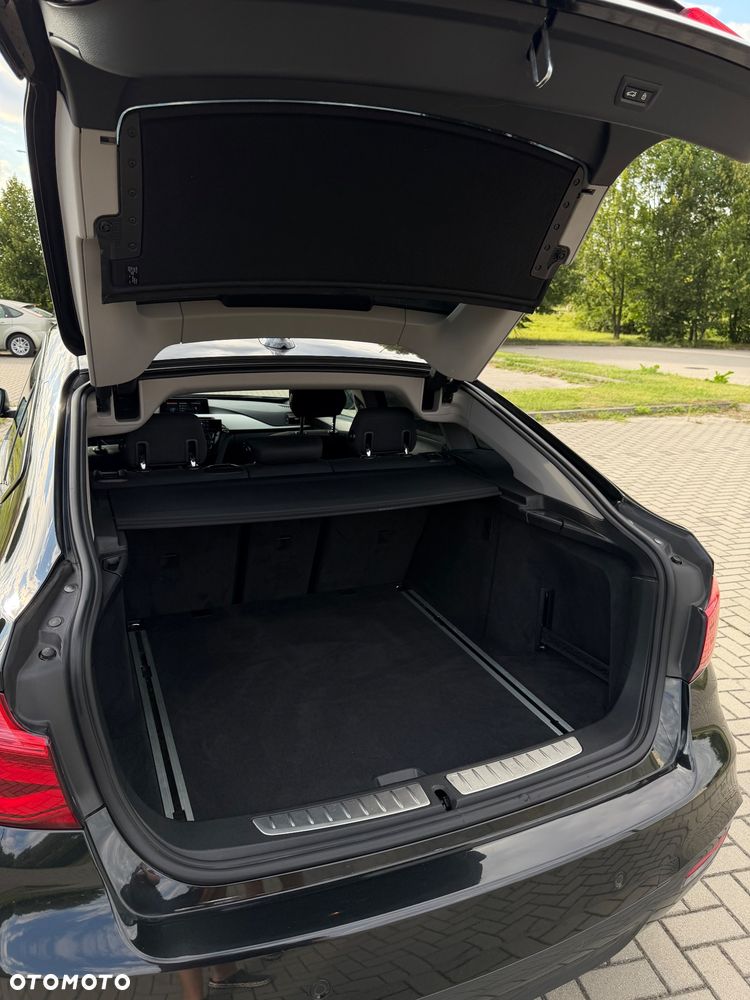 BMW 3GT 320d xDrive M Sport - 15