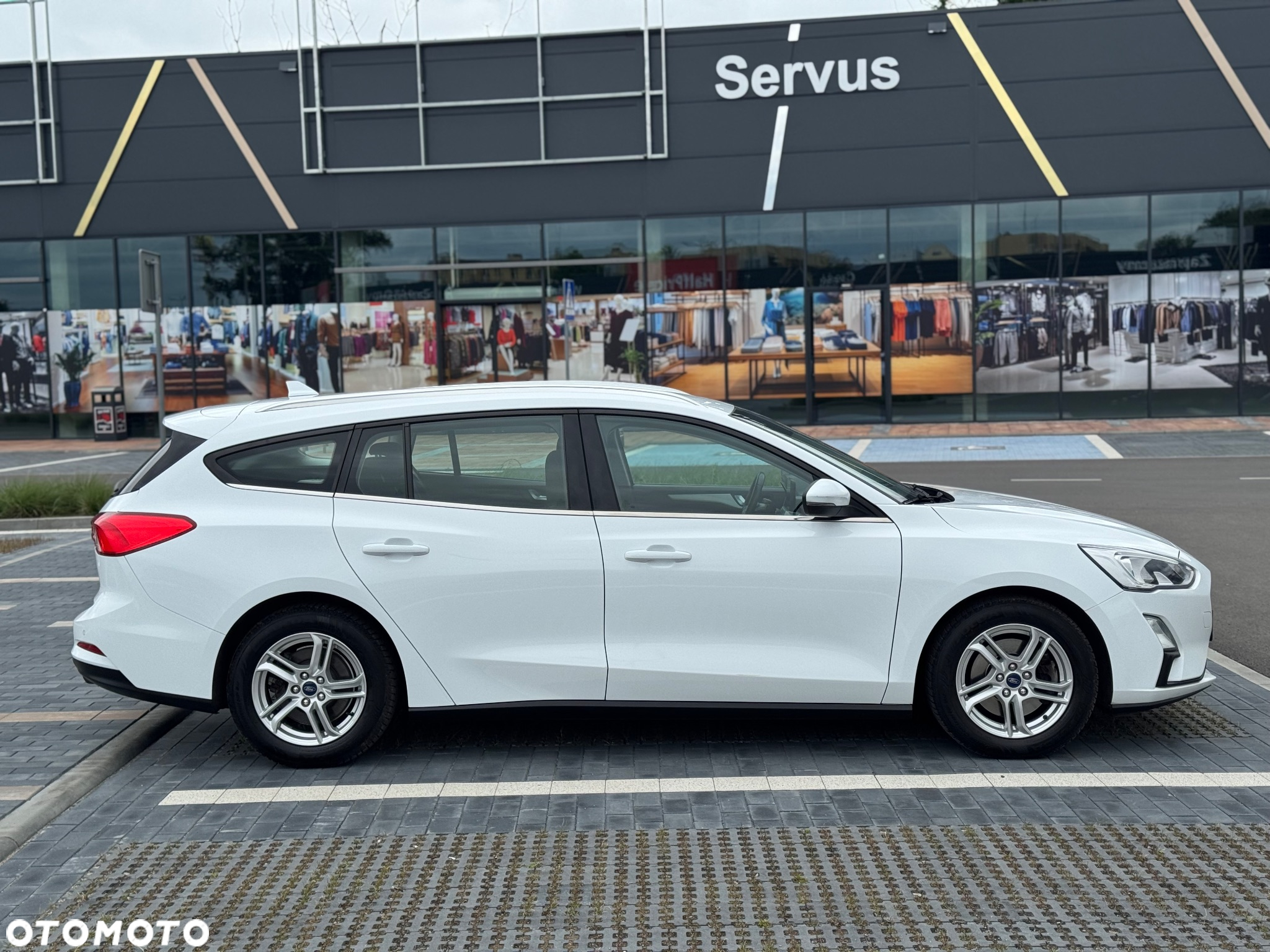 Ford Focus 1.5 EcoBlue Start-Stopp-System ACTIVE DESIGN - 4