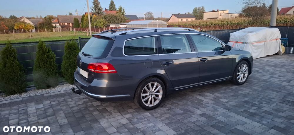 Volkswagen Passat - 24