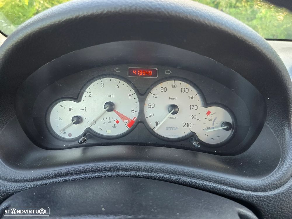 Peugeot 206 1.4 HDi XS - 29