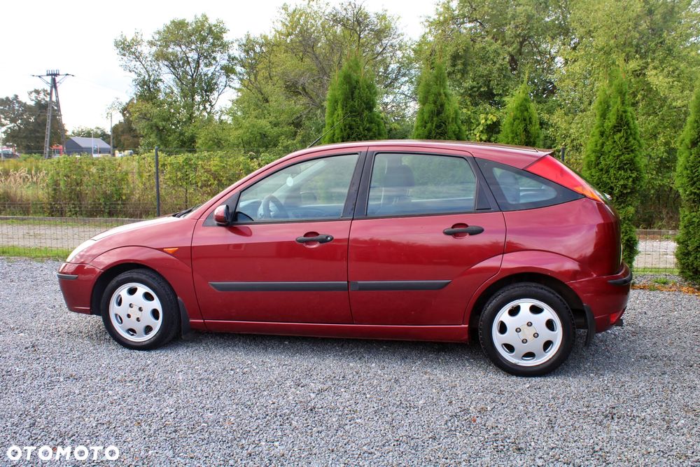 Ford Focus 1.6 Comfort - 6