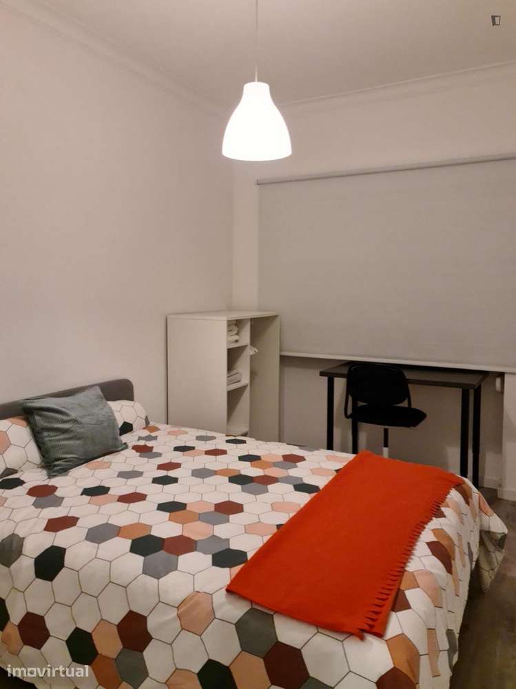 Quarto - localizado em Amadora Lisbon - Grande imagem: 5/17