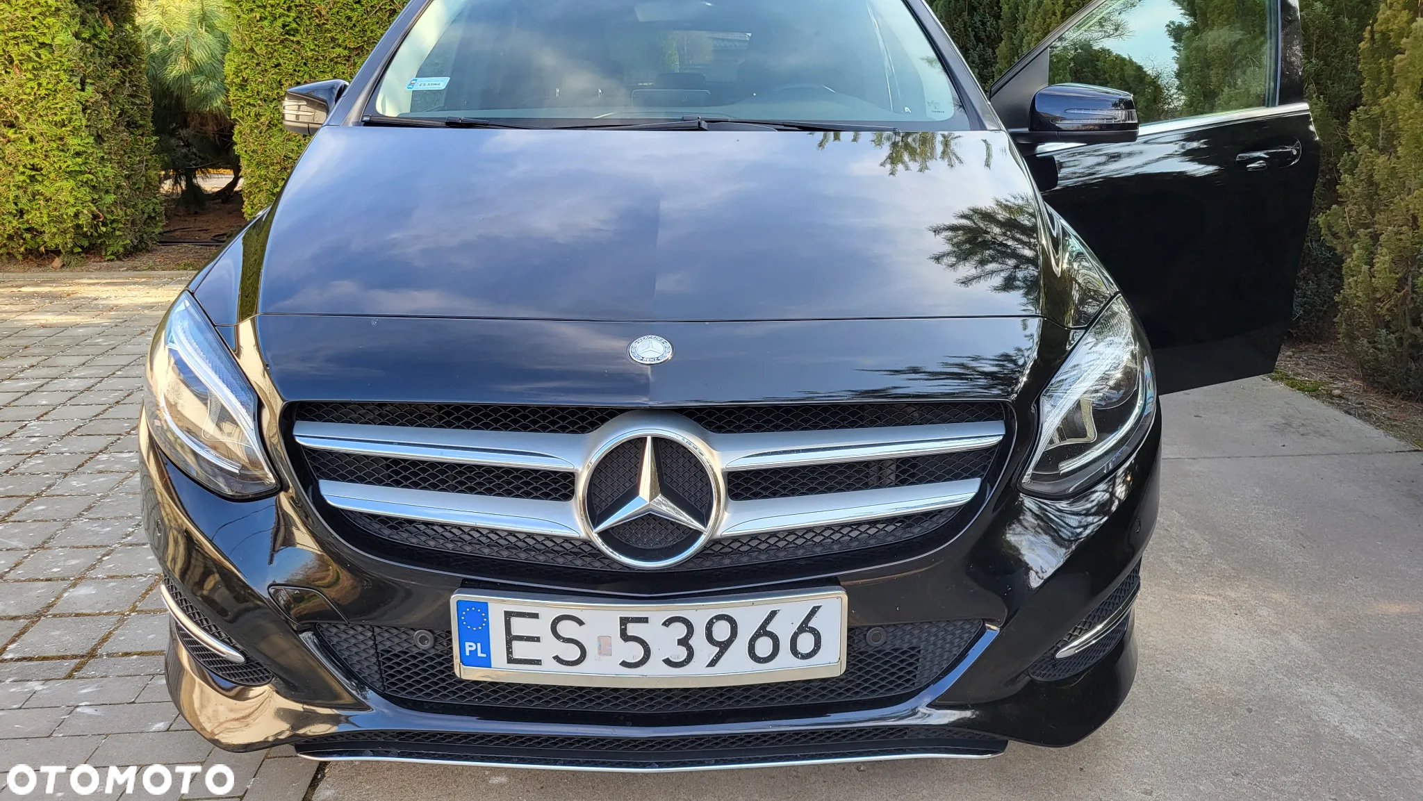 Mercedes-Benz Klasa B 220 4-Matic Urban - 4