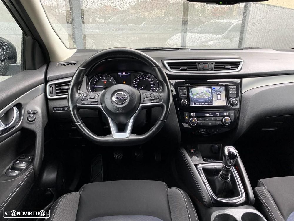 Nissan Qashqai 1.5 dCi N-Connecta J18 - 4