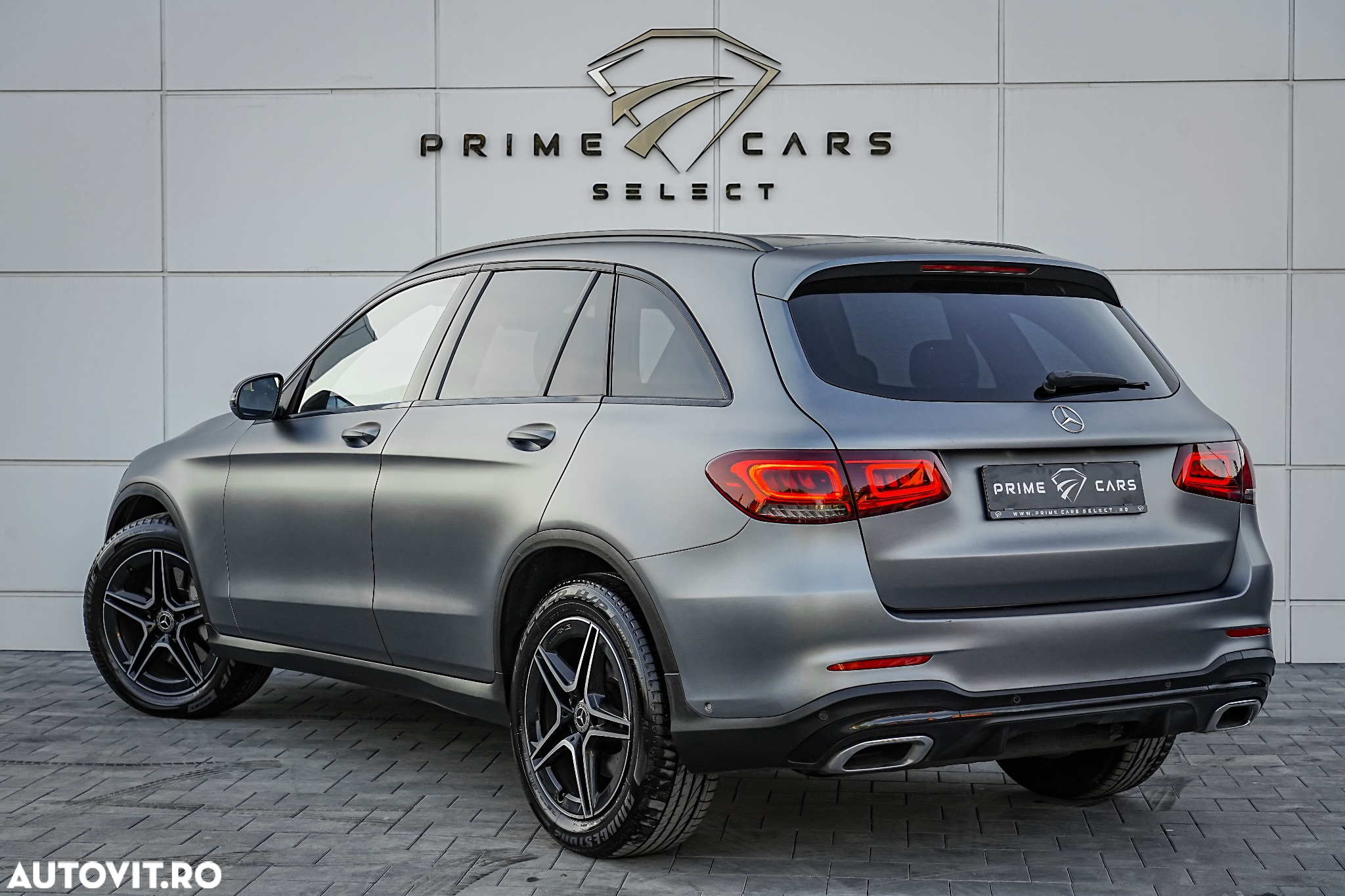 Mercedes-Benz GLC 200 4Matic 9G-TRONIC AMG Line - 3