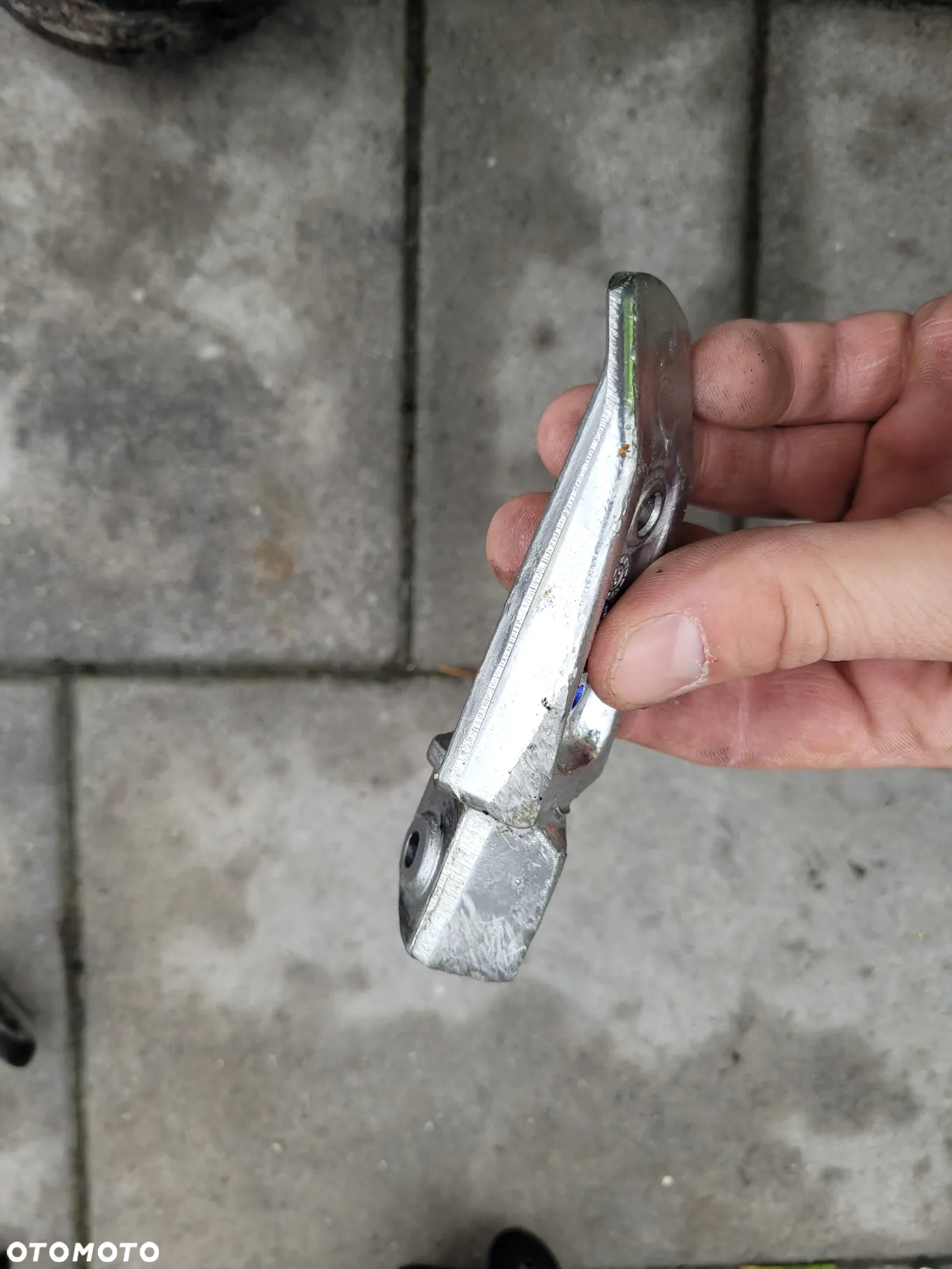 Podnóżek lewy tył, pasażera Kawasaki Z650 RS Z 650 RS - 4