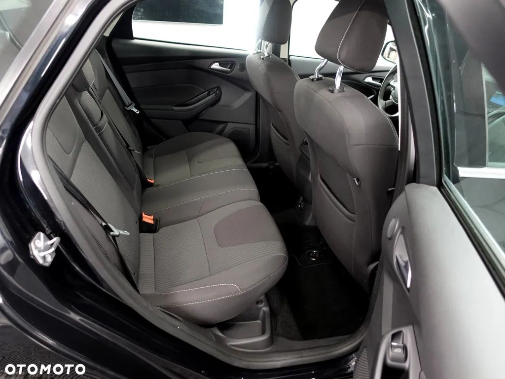 Ford Focus 1.6 EcoBoost Titanium - 9