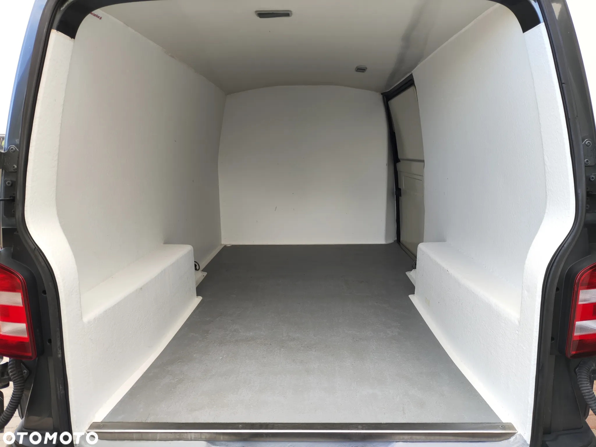 Volkswagen Transporter T6 TDI L1H2 - 6