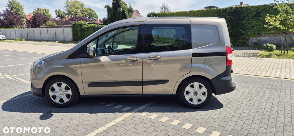 Ford Courier - 4