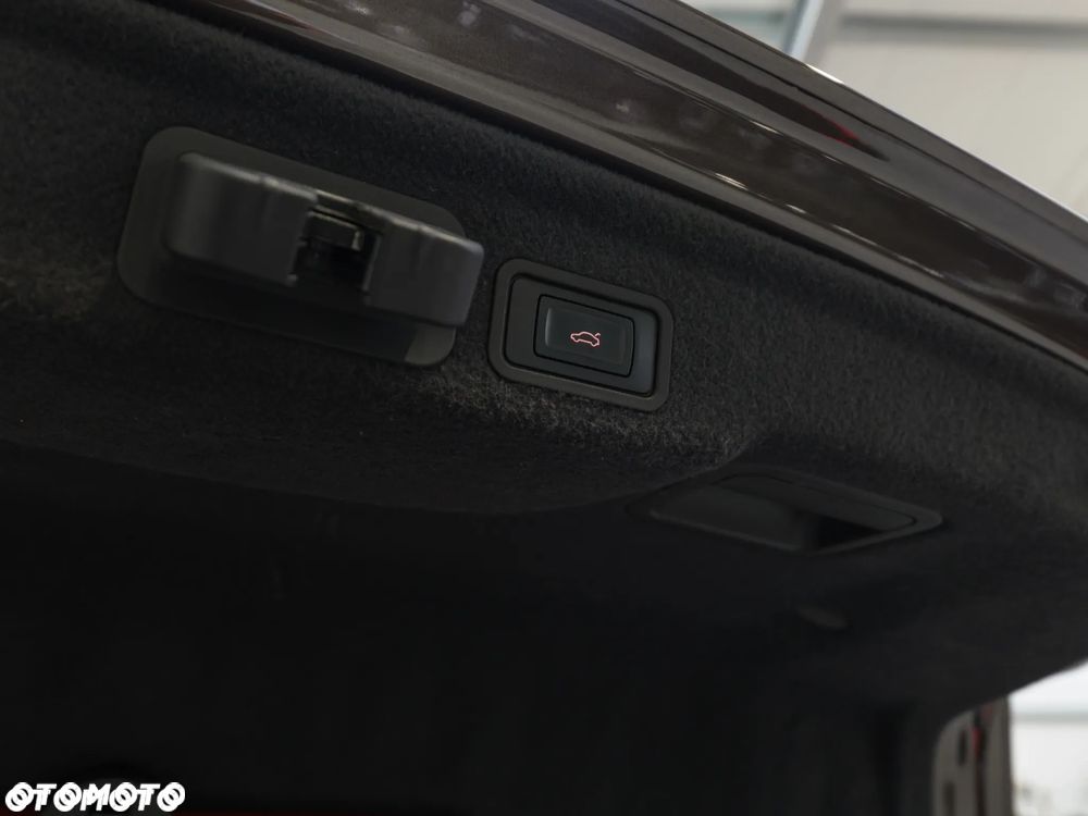 Audi A8 3.0 TDI Quattro - 38