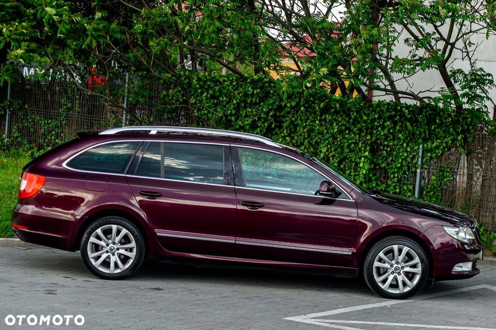 Skoda Superb 1.8 TSI DSG Exclusive - 9