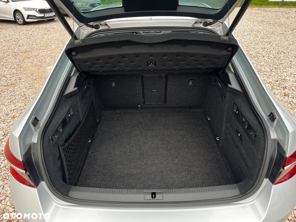 Skoda Superb 2.0 TSI Style DSG - 29