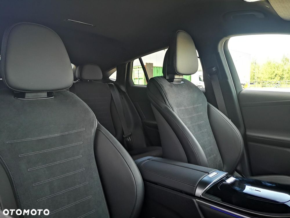 Mercedes-Benz GLC 300 de PHEV 4-Matic AMG Line - 13