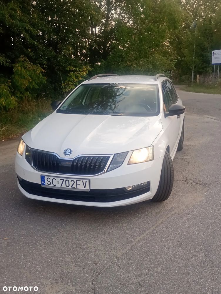 Skoda Octavia 1.6 TDI Active - 5