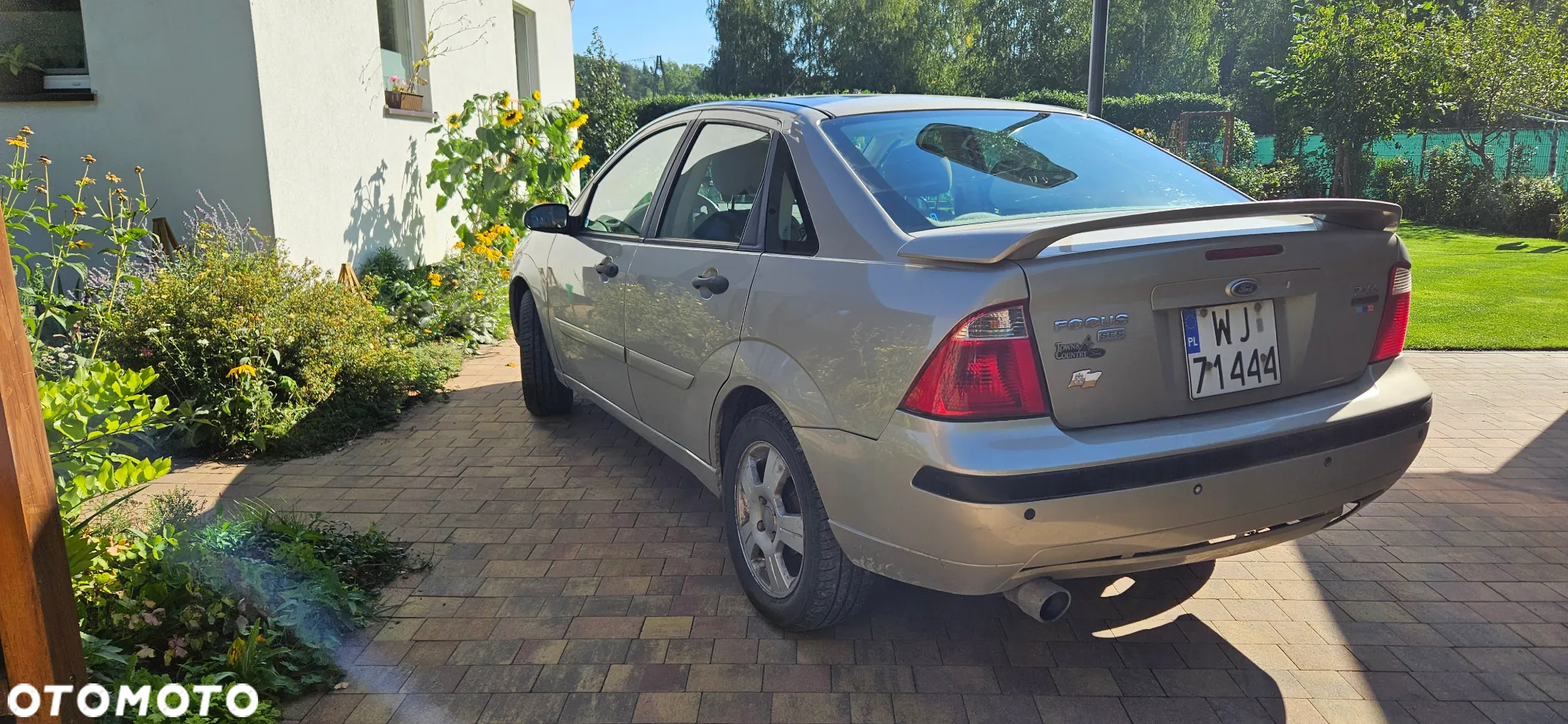 Ford Focus 2.0 ZX4 SE - 2