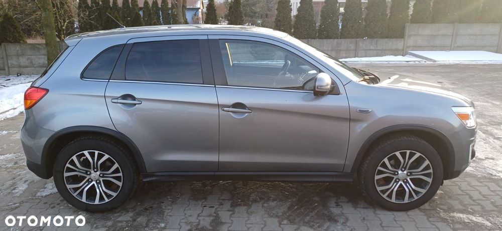 Mitsubishi ASX - 4