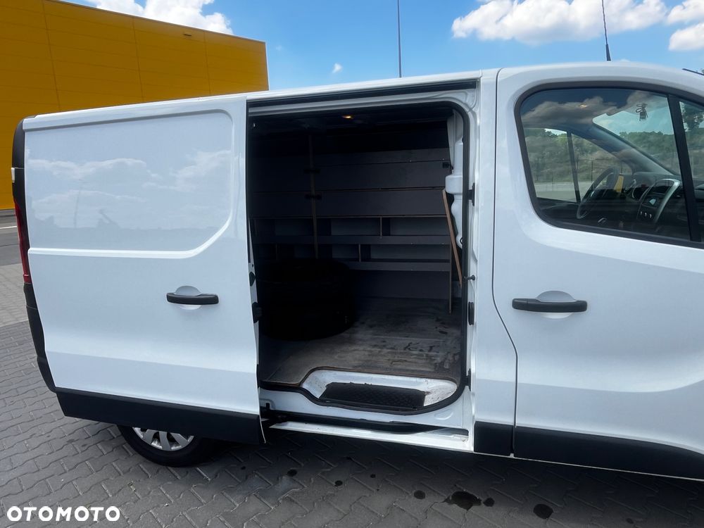 Renault Trafic - 21