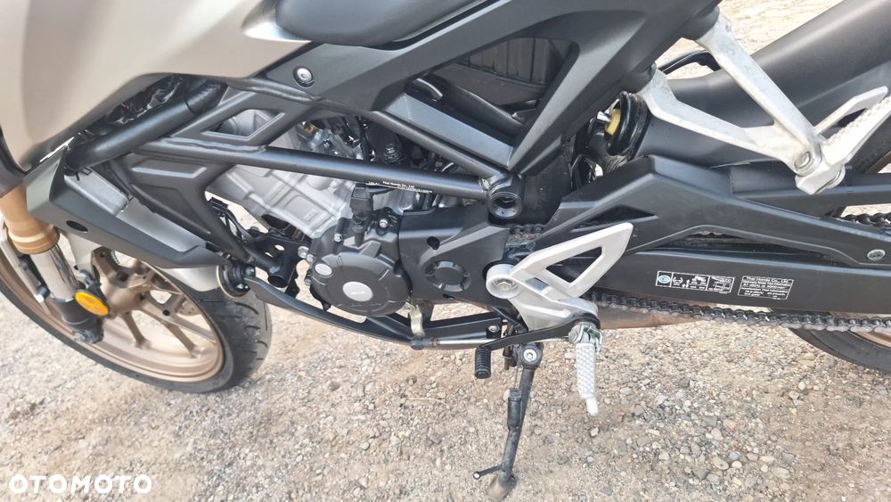 Honda CB - 27