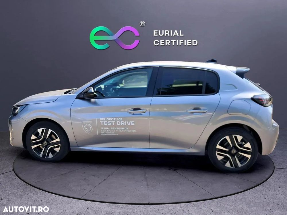 Peugeot 208 - 9