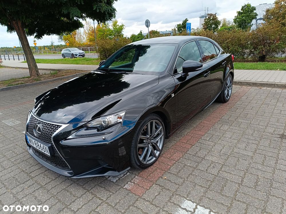 Lexus IS 200t F Sport - 23