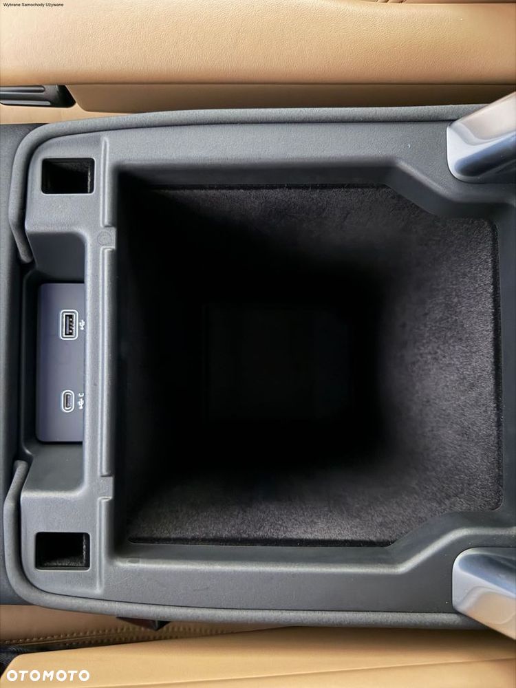 Land Rover Discovery - 19