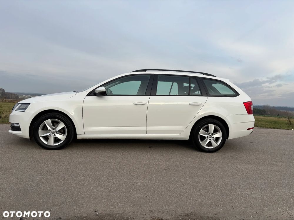 Skoda Octavia 1.6 TDI SCR Ambition - 3