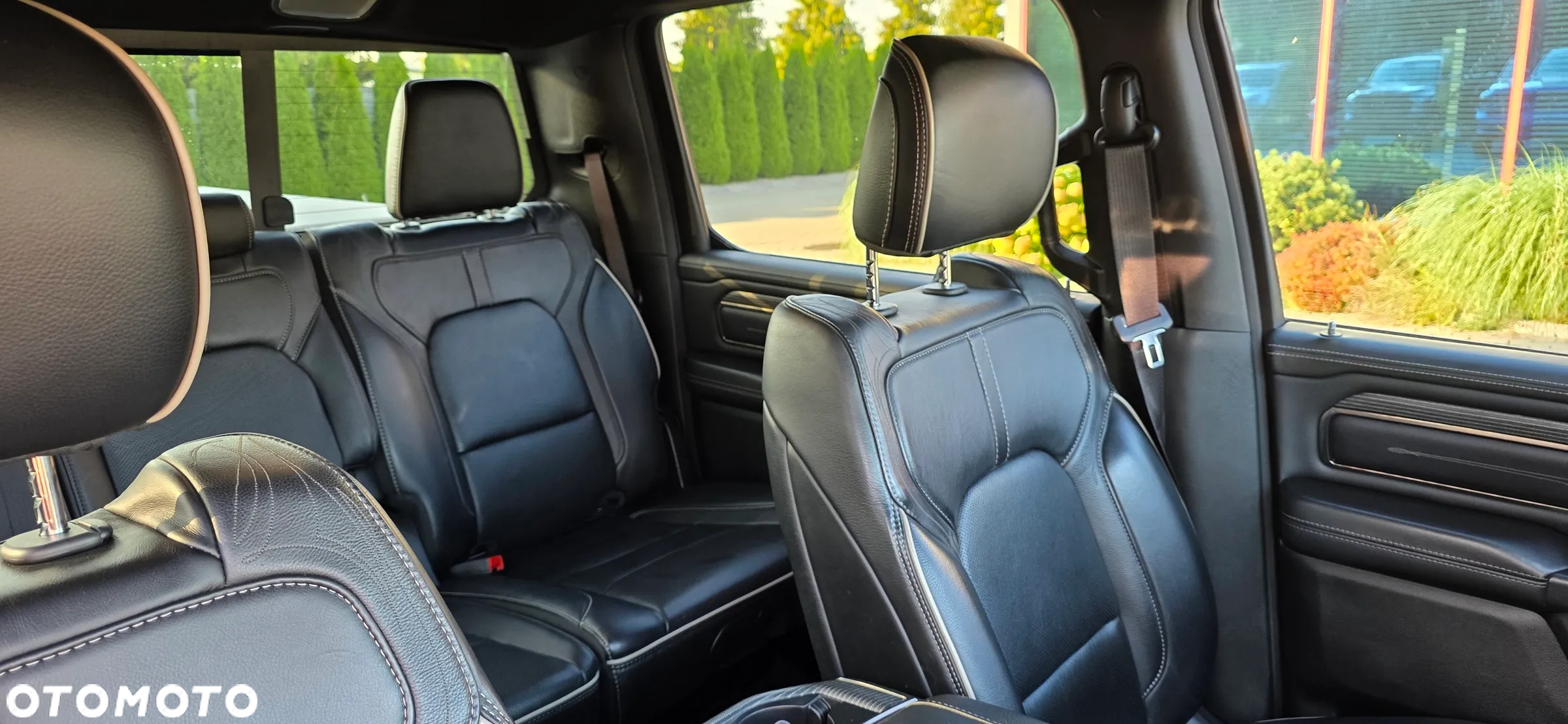 Dodge RAM 1500 5.7 4x4 - 15