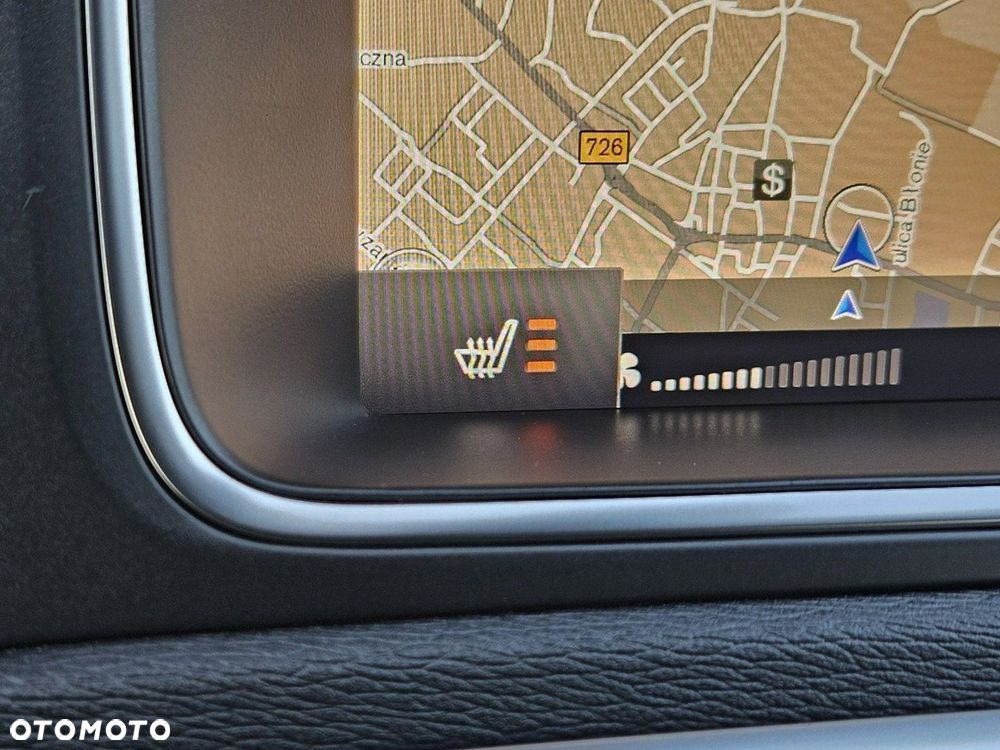 Volvo V40 T2 Drive-E Momentum - 19