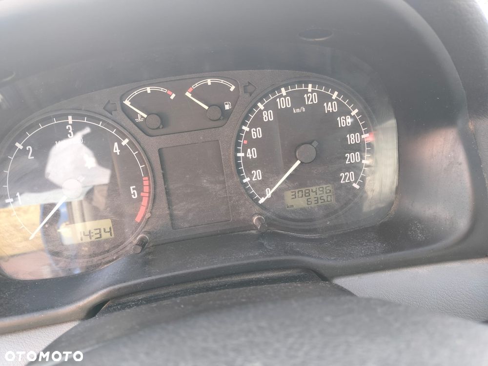 Skoda Octavia 1.9 TDI SLX - 9