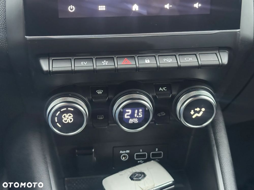 Renault Captur E-TECH 160 INTENS - 19