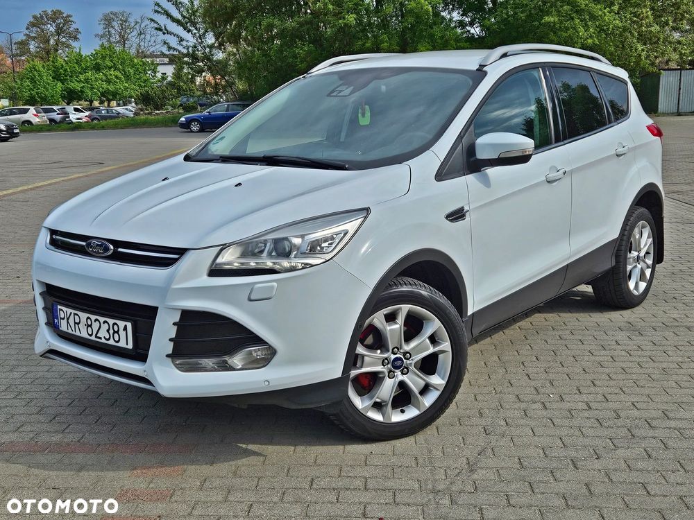 Ford Kuga 1.6 EcoBoost 2x4 Titanium - 32