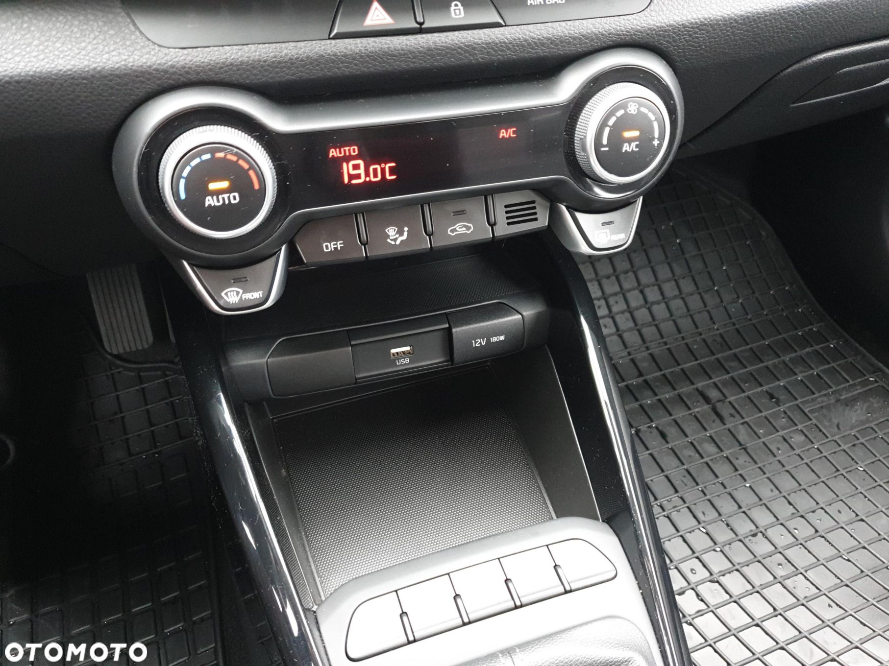 Kia Stonic 1.0 T-GDI L - 15