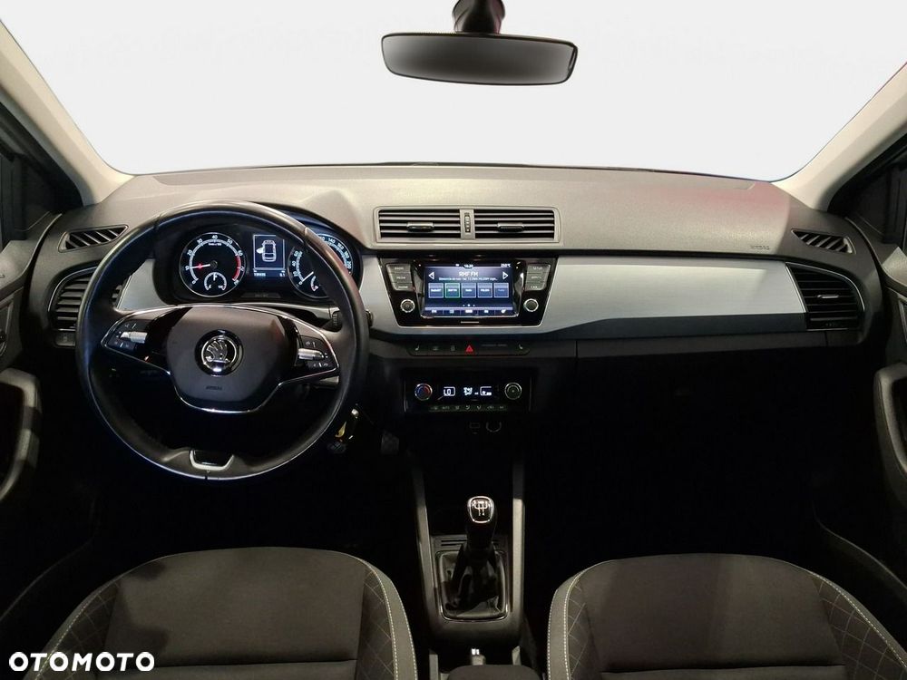 Skoda Fabia - 18