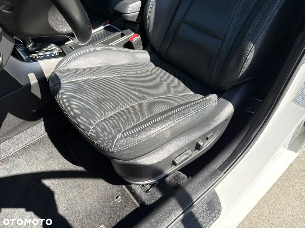 Hyundai i30 1.6 CRDi Premium DCT - 13