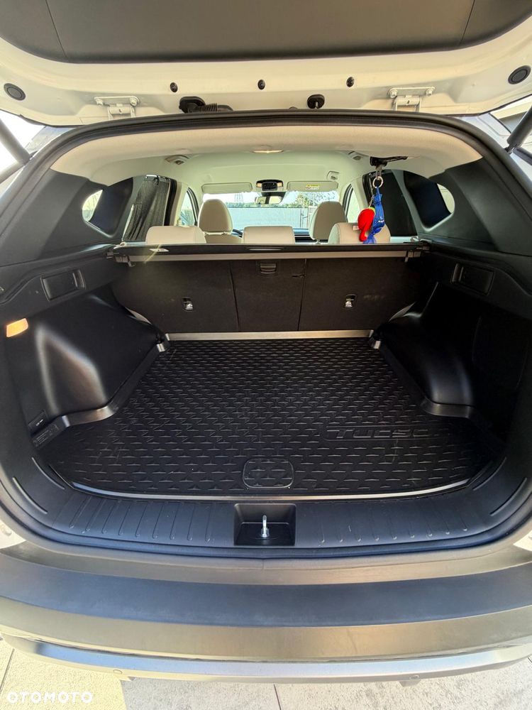 Hyundai Tucson 1.6 T-GDi 48V Platinum 2WD DCT - 25