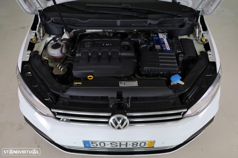 VW Touran 1.6 TDI R-Line DSG - 12