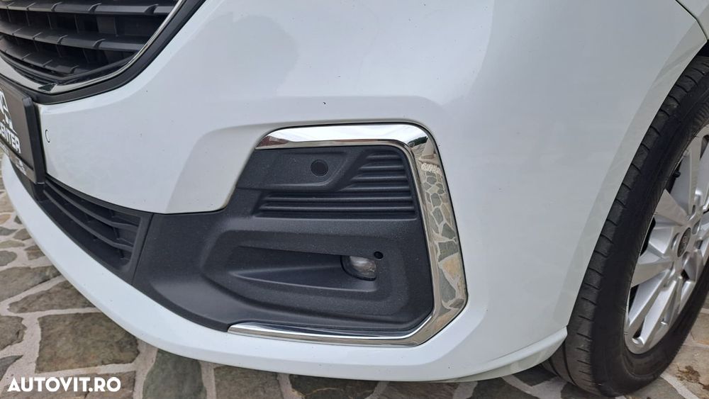 Ford Tourneo Connect 2.0L EcoBlue LWB Titanium - 14
