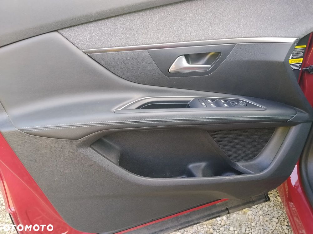 Peugeot 3008 1.5 BlueHDi Allure Pack S&S - 15