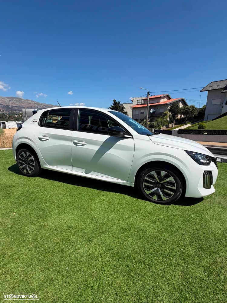 Peugeot 208 - 5