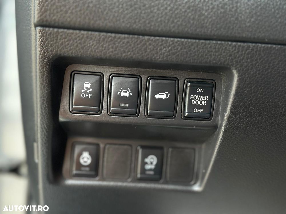 Nissan X-Trail 1.7 dCi ALL-MODE 4x4i Tekna - 24