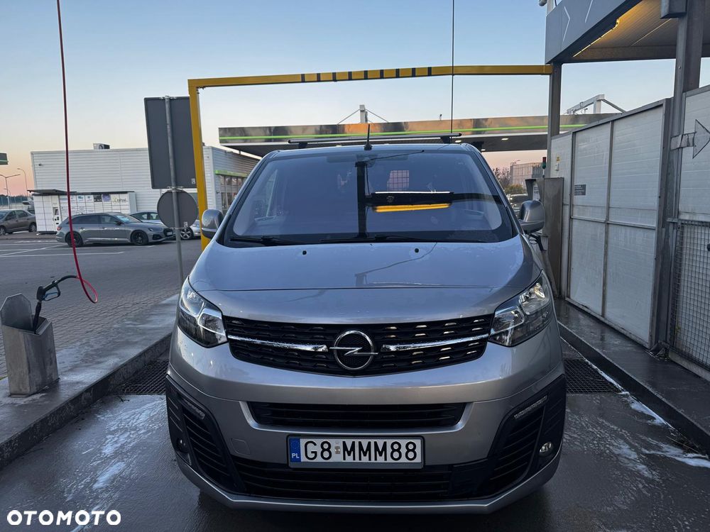 Opel Vivaro - 1