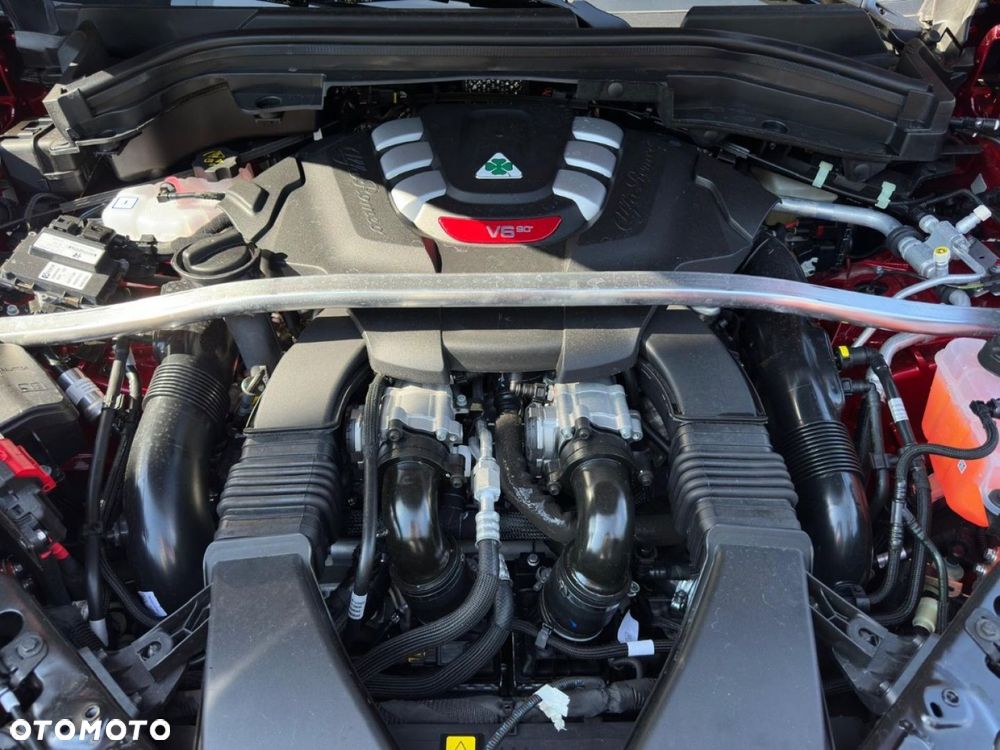 Alfa Romeo Stelvio - 20