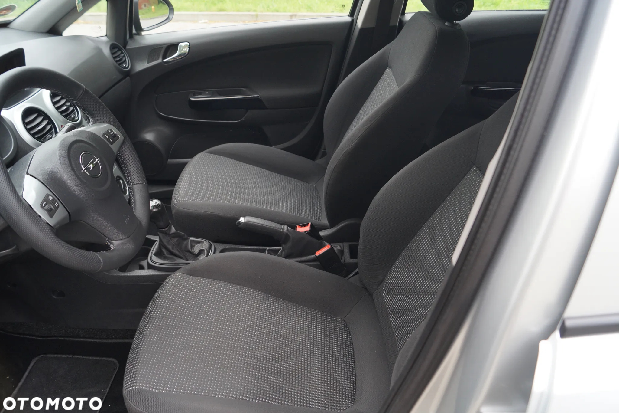 Opel Corsa 1.2 16V Color Edition - 6