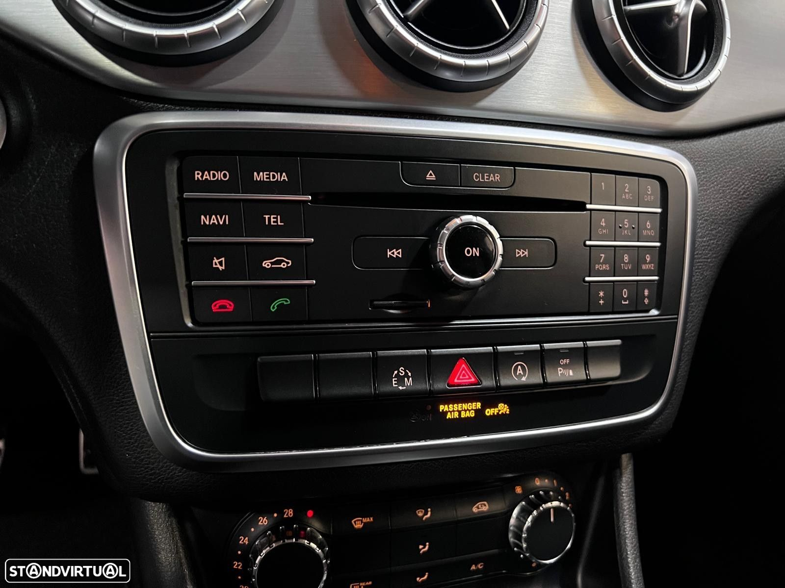 Mercedes-Benz CLA 200 d Shooting Brake AMG Line Aut. - 17