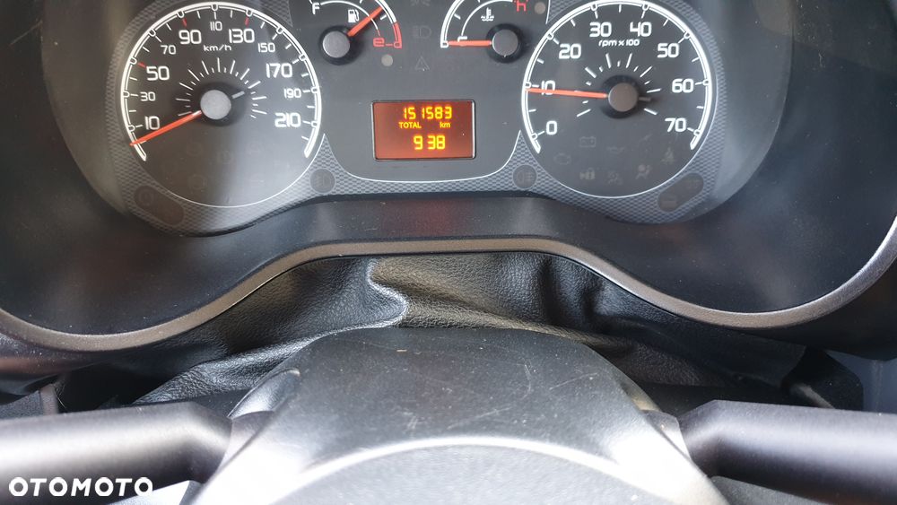 Fiat Doblo - 17
