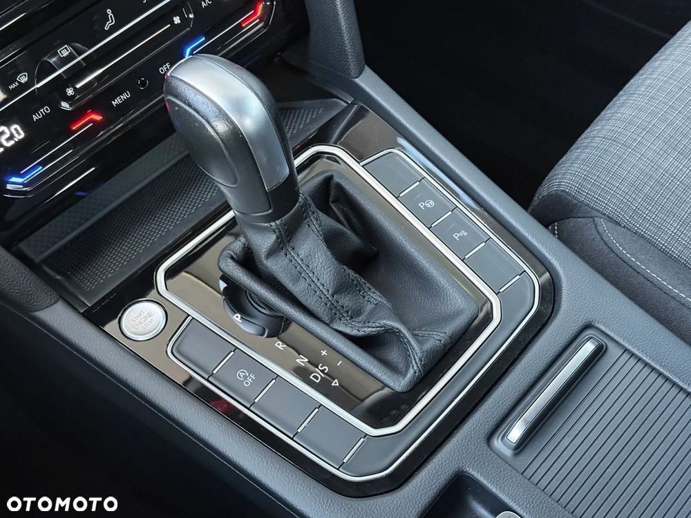 Volkswagen Passat 1.5 TSI EVO Business DSG - 15