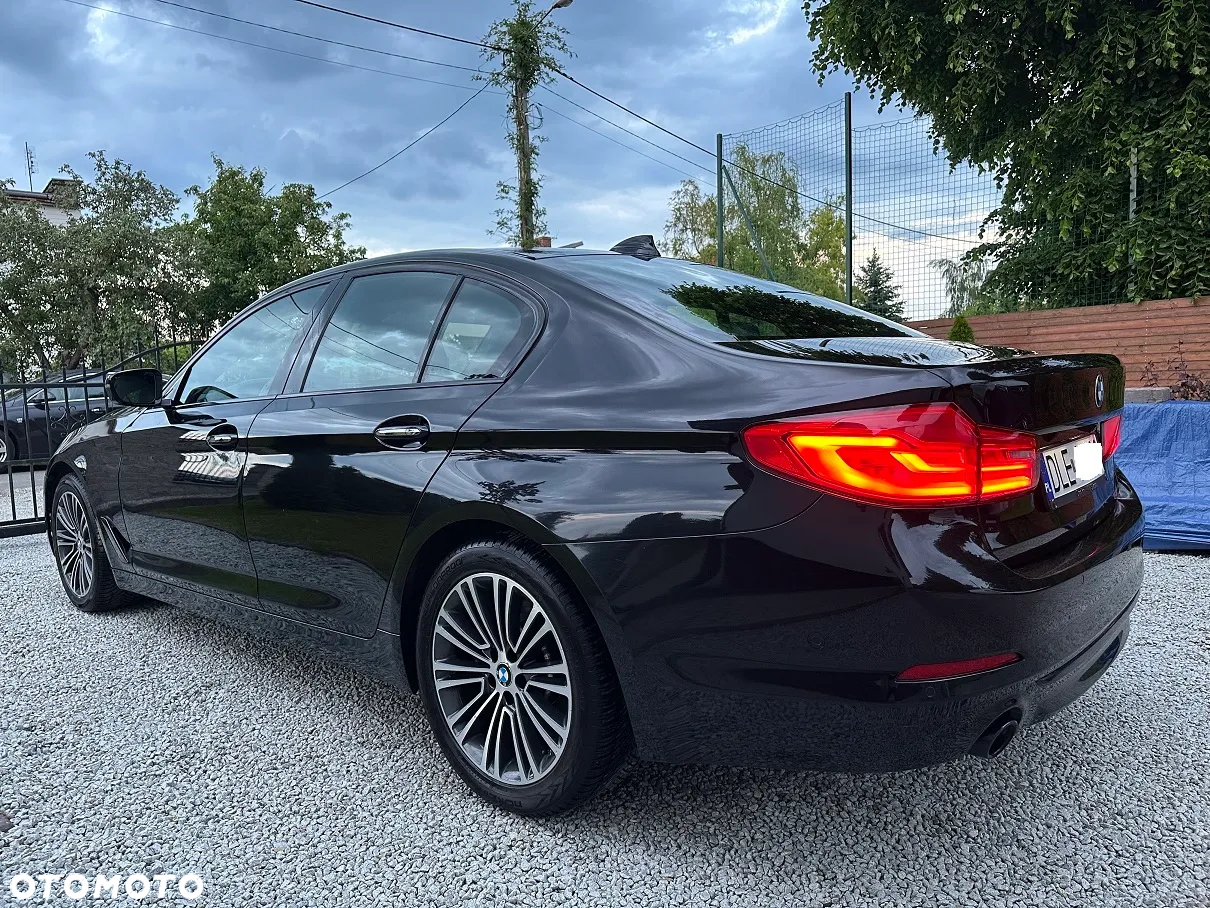 BMW Seria 5 520d Sport Line - 5