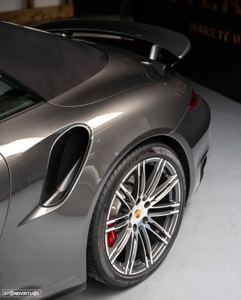 Porsche 911 (991) Turbo PDK - 14