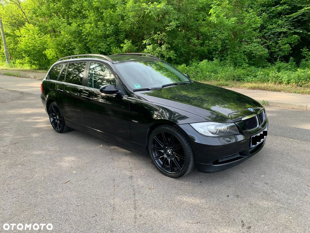 BMW Seria 3 318i - 4